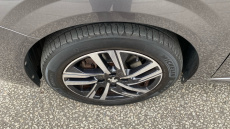 Peugeot 208 1.2 PureTech 100 Allure Premium + 5dr Petrol Hatchback